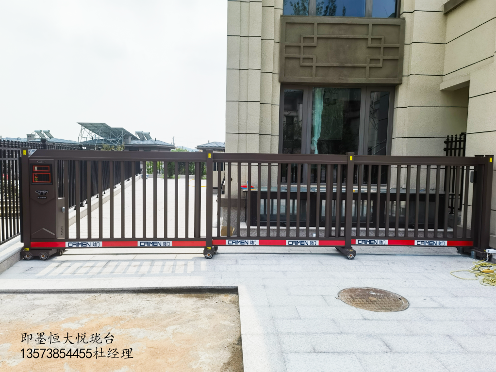 即墨恒大悦珑台段滑门